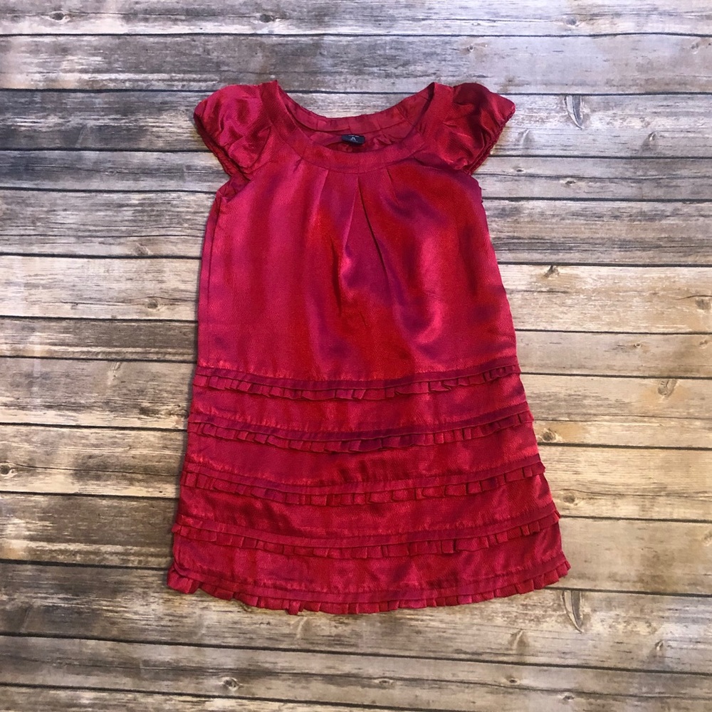 Girls gorgeous red silky holiday dress! Size 4-5 great for Valentines